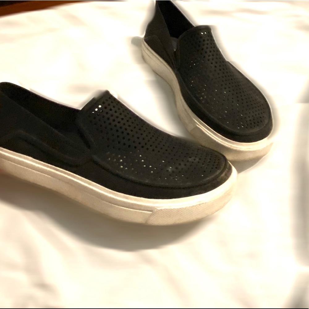 Slip on crocs